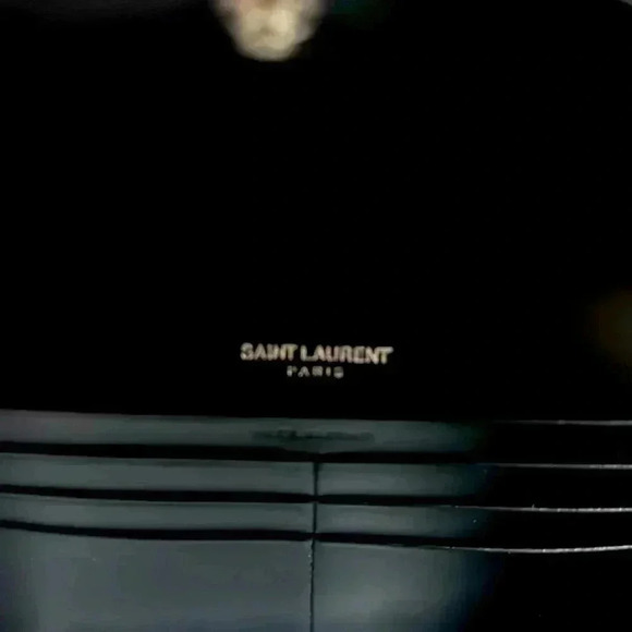 YSL Monogram Large Flap Wallet in Grained Leather

NEW NEVER USED - Picture 3 of 6